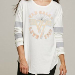 TRUNK LTD VAN HALEN WORLD TOUR 1982 Long Sleeve T-shirt